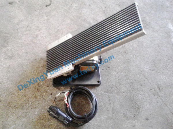 c鿴ԔϢ}Electronic Accelerator Pedal xΔ1206